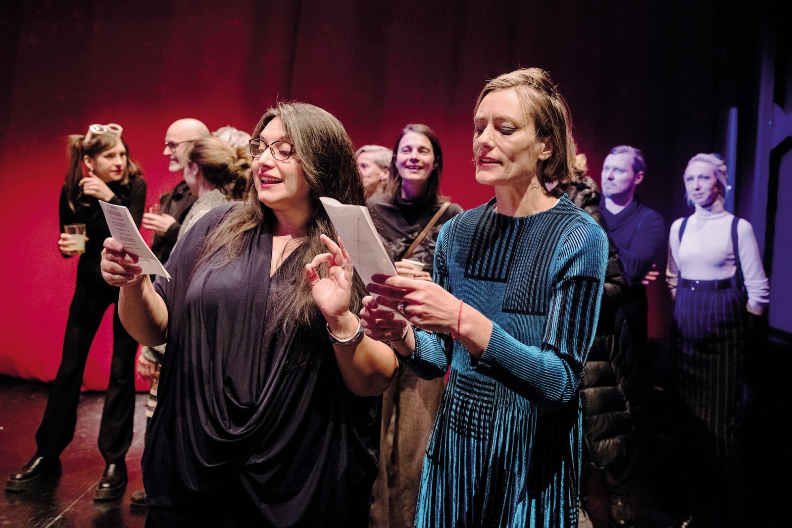 Tomaž Grom s sodelavci: Dejmo se zavrtet al pa vsaj premaknt; Irena Preda in Nataša Živković, CK Španski borci, LJ | Marcandrea