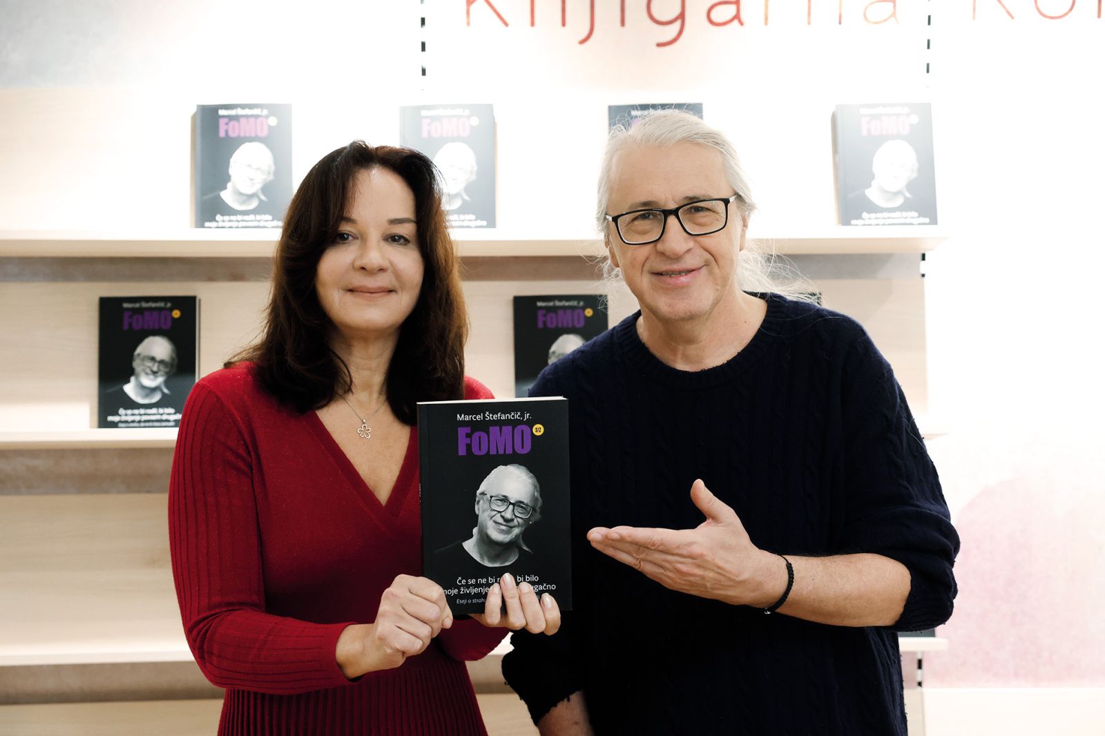 Marcel Štefančič, jr.: FoMO: Če se ne bi rodil, bi bilo moje življenje povsem drugačno, avtor in Senja Požar, Super založba, knjigarna Konzorcij, LJ | Borut Krajnc