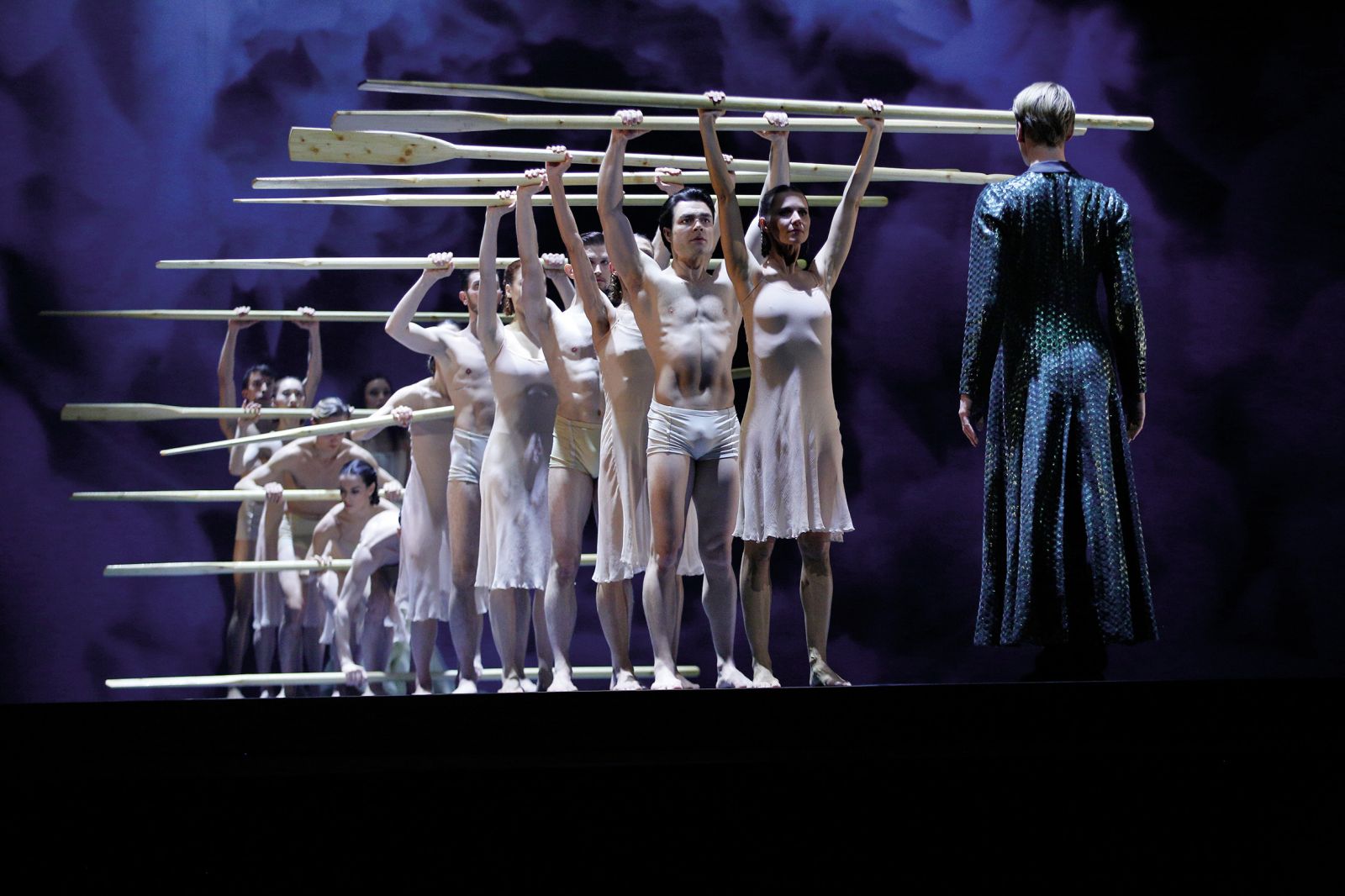 Državna slovesnost na predvečer slovenskega kulturnega praznika s podelitvijo Prešernovih nagrad in nagrad Prešernovega sklada, Cankarjev dom, LJ: Baletna predstava Povodni mož po konceptu in v koreografiji Edwarda Cluga | Borut Krajnc