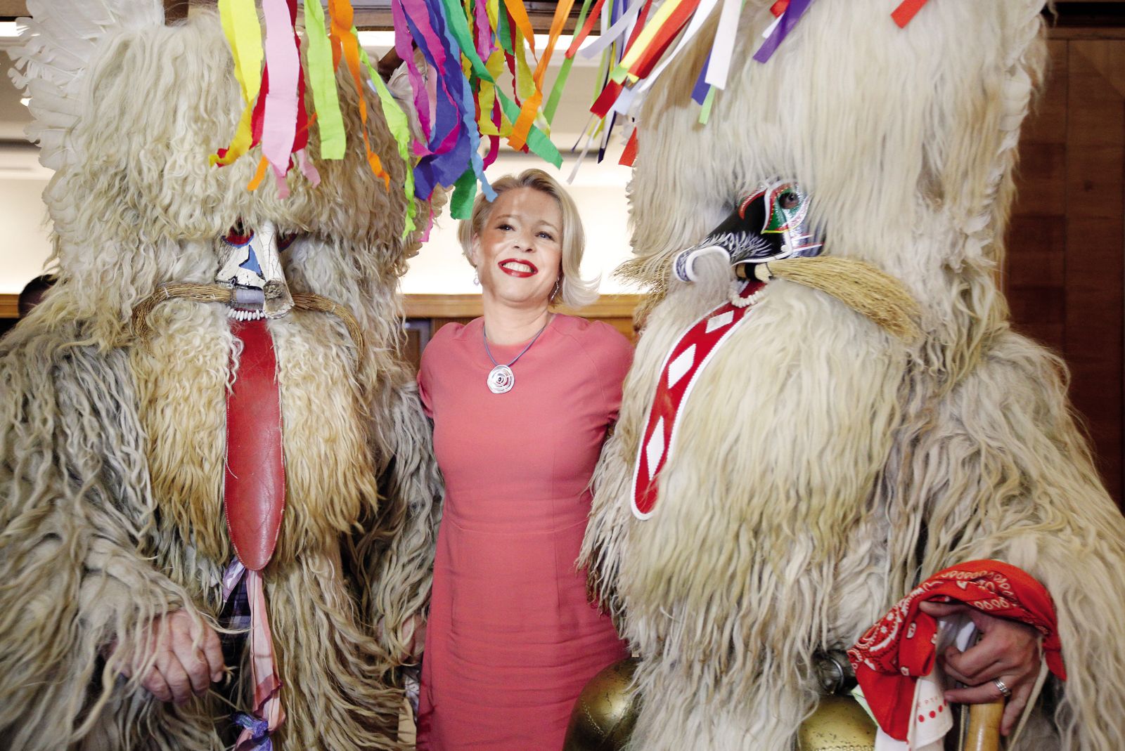 Kurenti na obisku pri predsednici državnega zbora Urški Klakočar Zupančič | Borut Krajnc