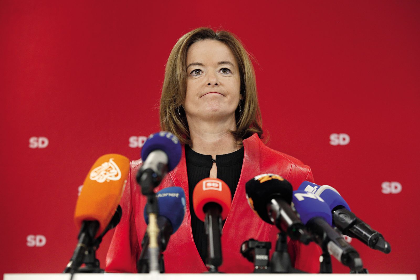 Nesrečna Tanja Fajon po brodolomu stranke | Borut Krajnc