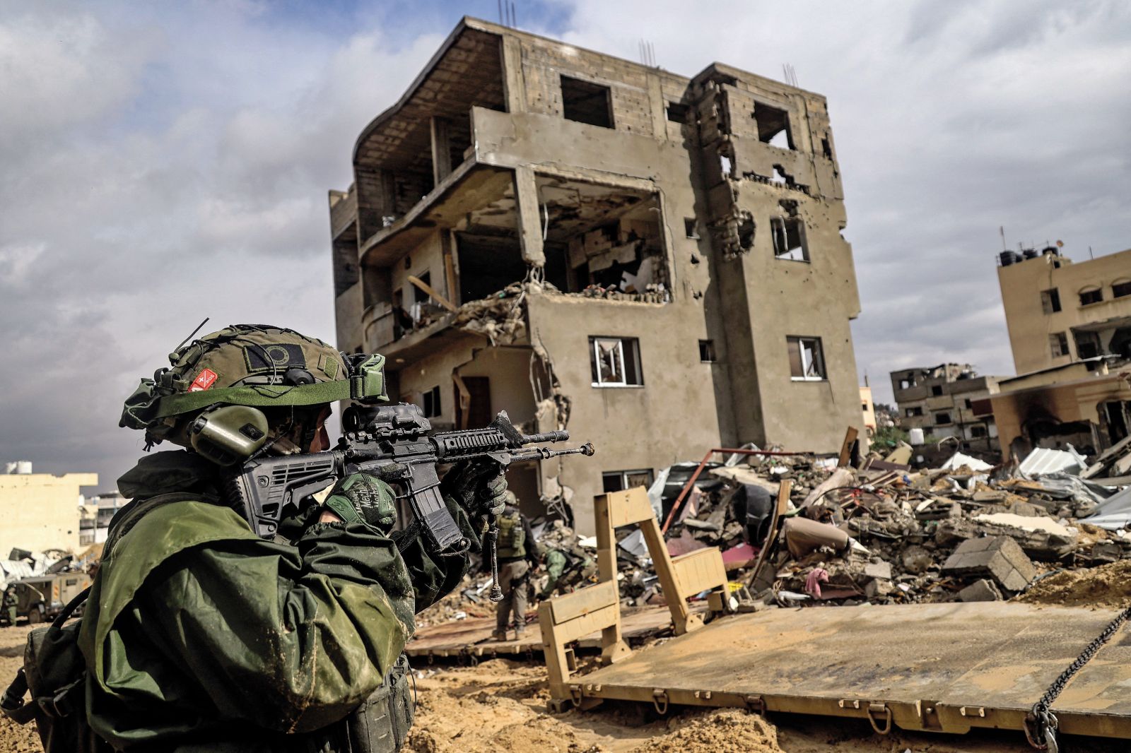 Izraelska vojska v živo testira smrtonosna sredstva v Han Junisu