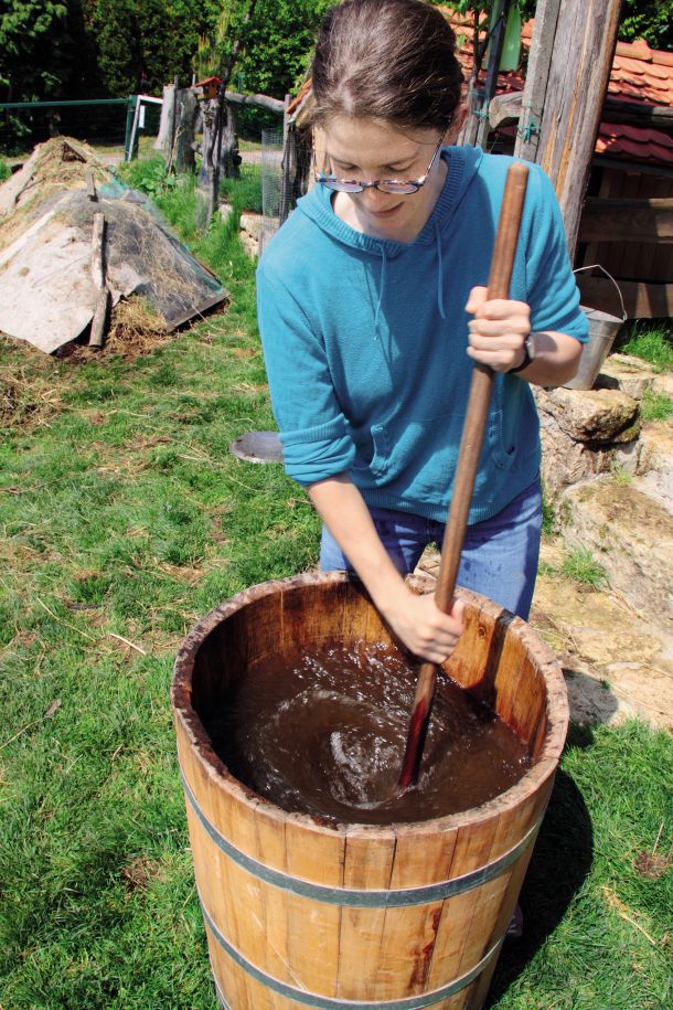 Mešanje biodinamičnega preparata
