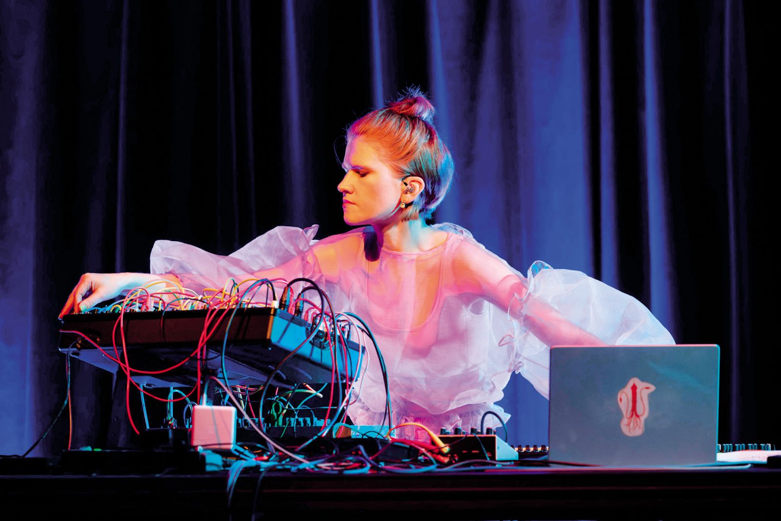 Maarja Nuut (EST), pripovedovalski koncert / za odrasle | Nada Žgank
