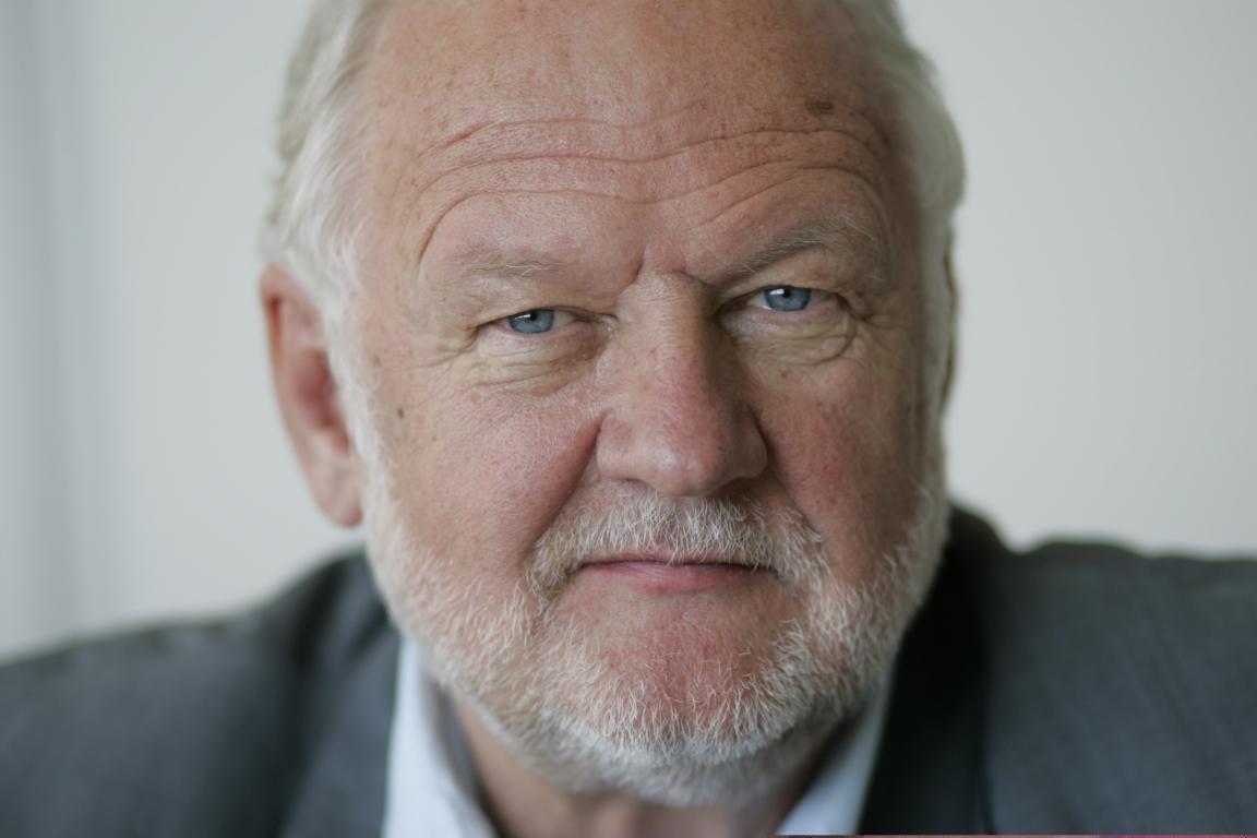 »Politika je sicer pogosto pokvarjena, a se lahko pogajaš. Kapital ima en sam interes.«