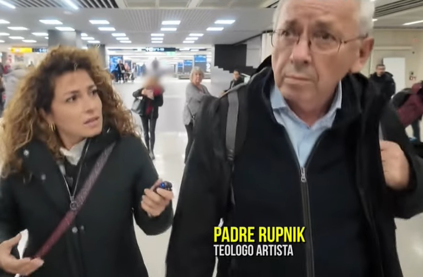 VIDEO / Pater Rupnik bežal pred novinarko