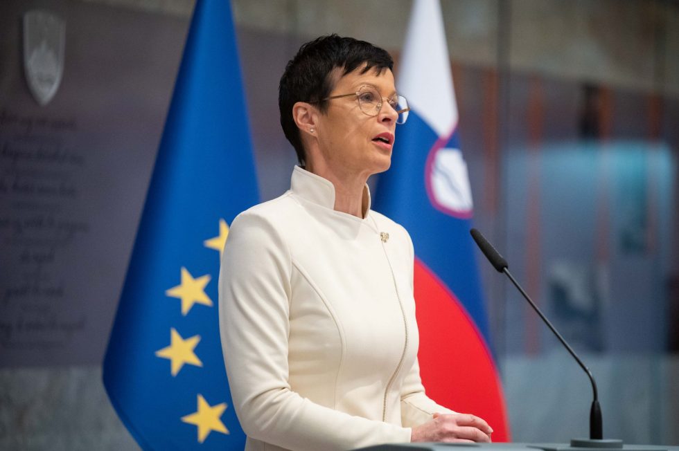 »Samo srbski narod lahko odloča o tem, kdo bo njihov predsednik in kakšna bo njihova vlada«