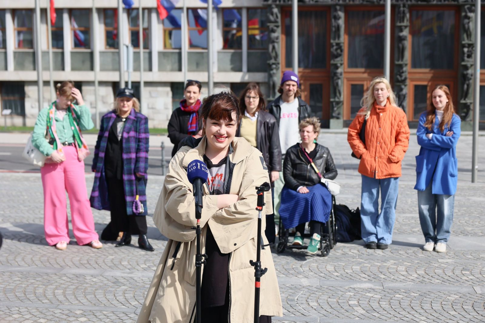 1,2 milijona podpisov / Ko se Bruslju zgodi 8. marec