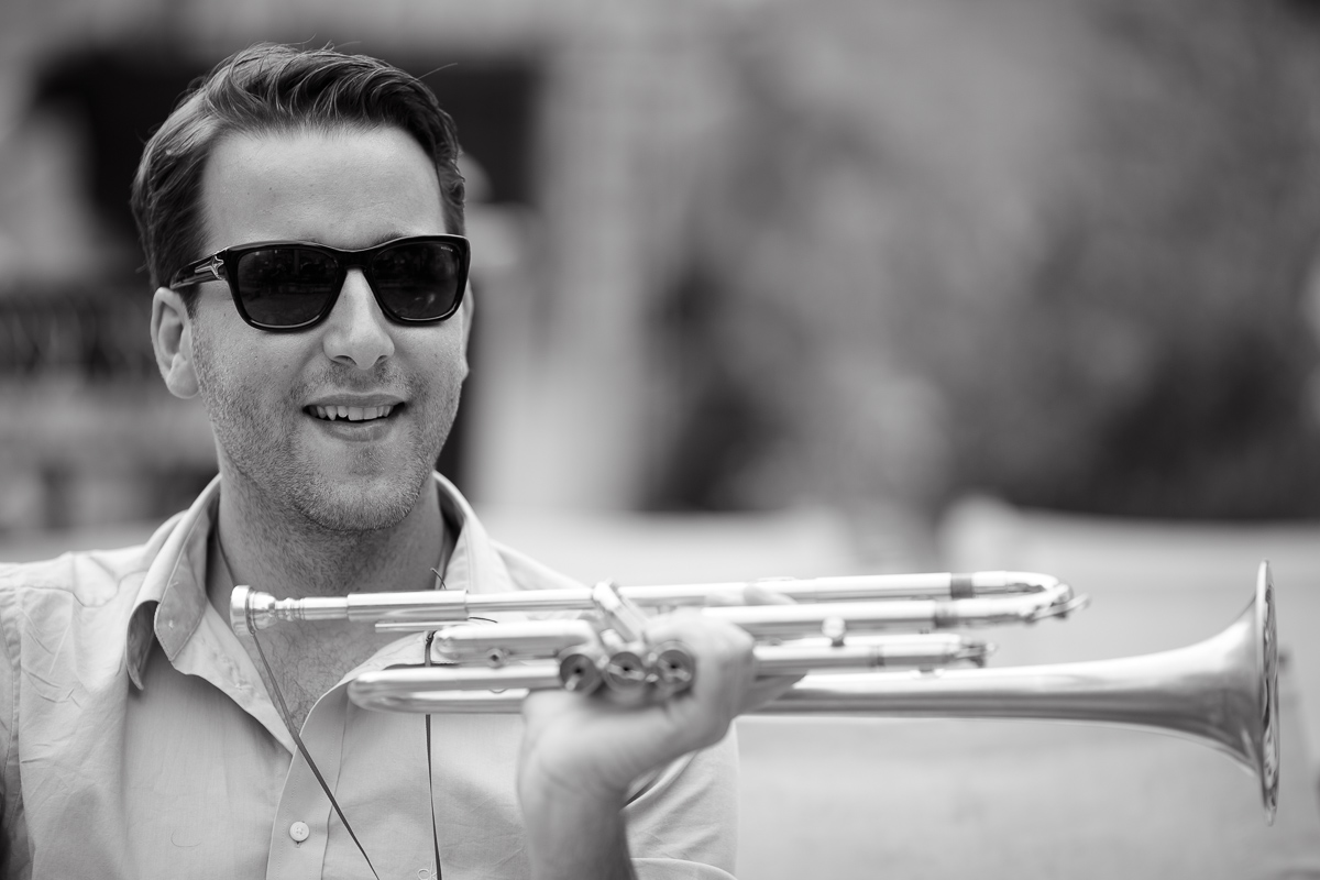 Glasba, ki briše žanrske meje