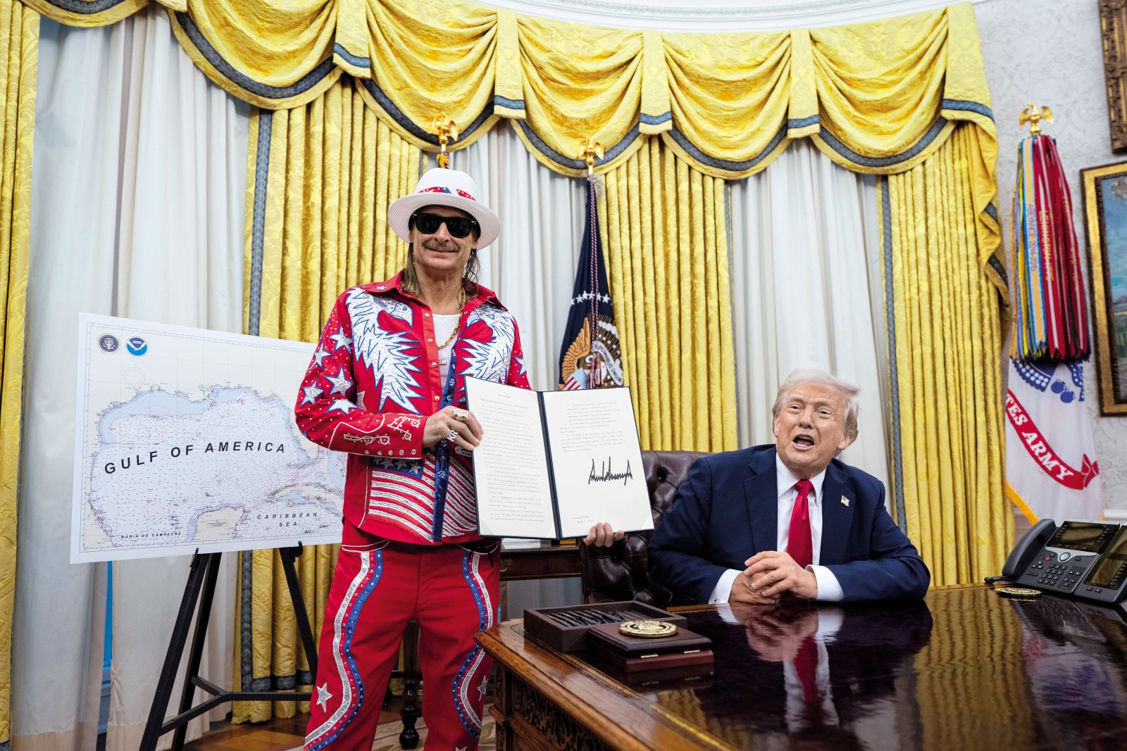 Veselje Donalda Trumpa po podpisu enega izmed svojih vsakodnevnih ukrepov