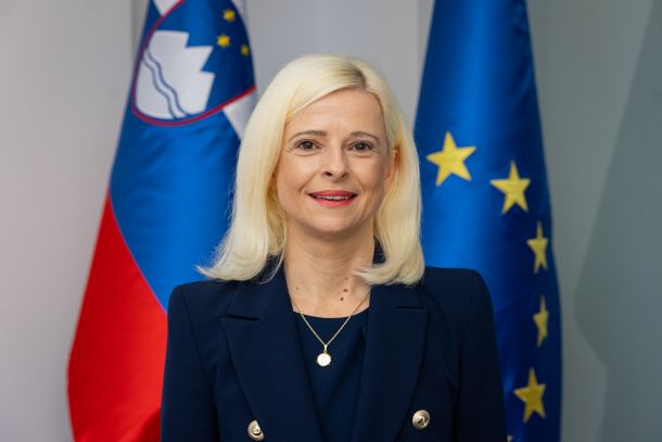 Ministrica za digitalno preobrazbo Ksenija Klampfer