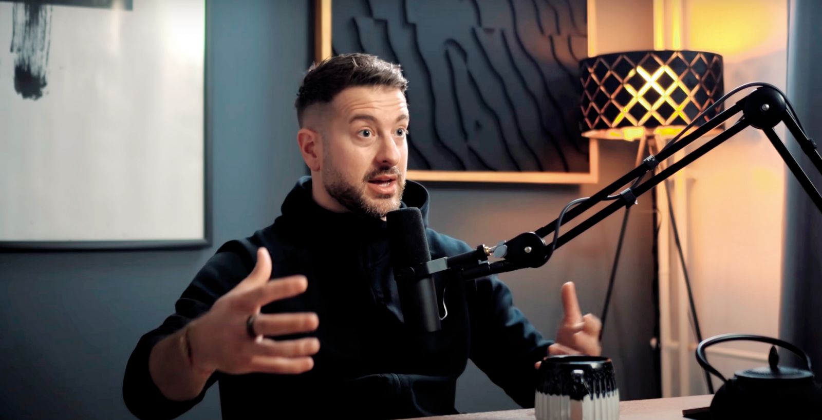 Podcaster Klemen Selakovič: neveden, a sogovorniku pusti govoriti.