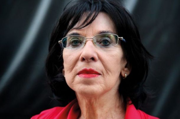 Svetlana Makarovič /  »Potrebujemo združeno fronto rdečih umetnic in umetnikov«