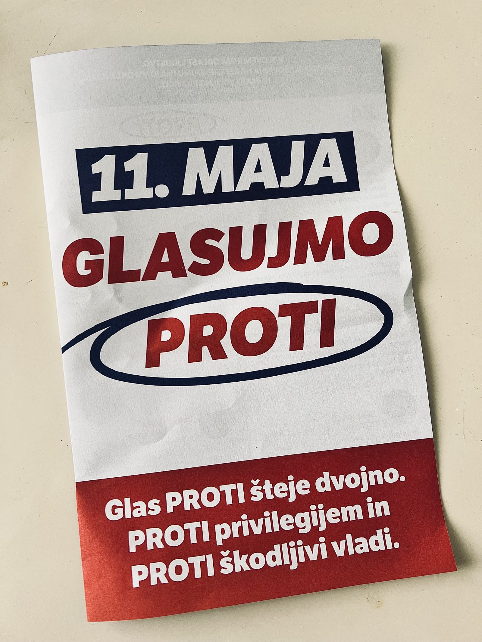 Referendumski letak SDS