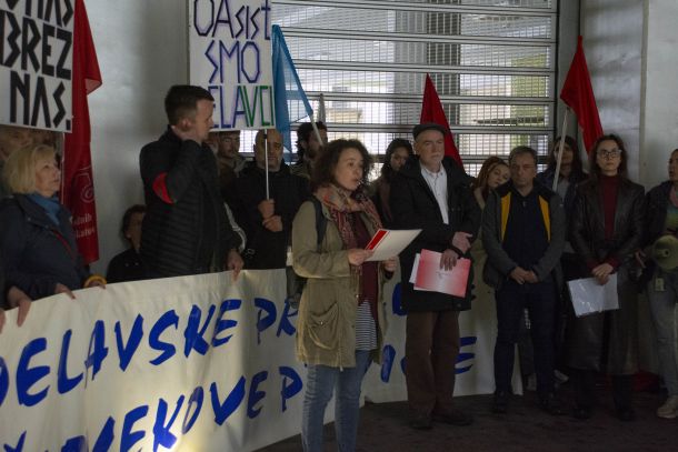 Protest osebnih asistentov