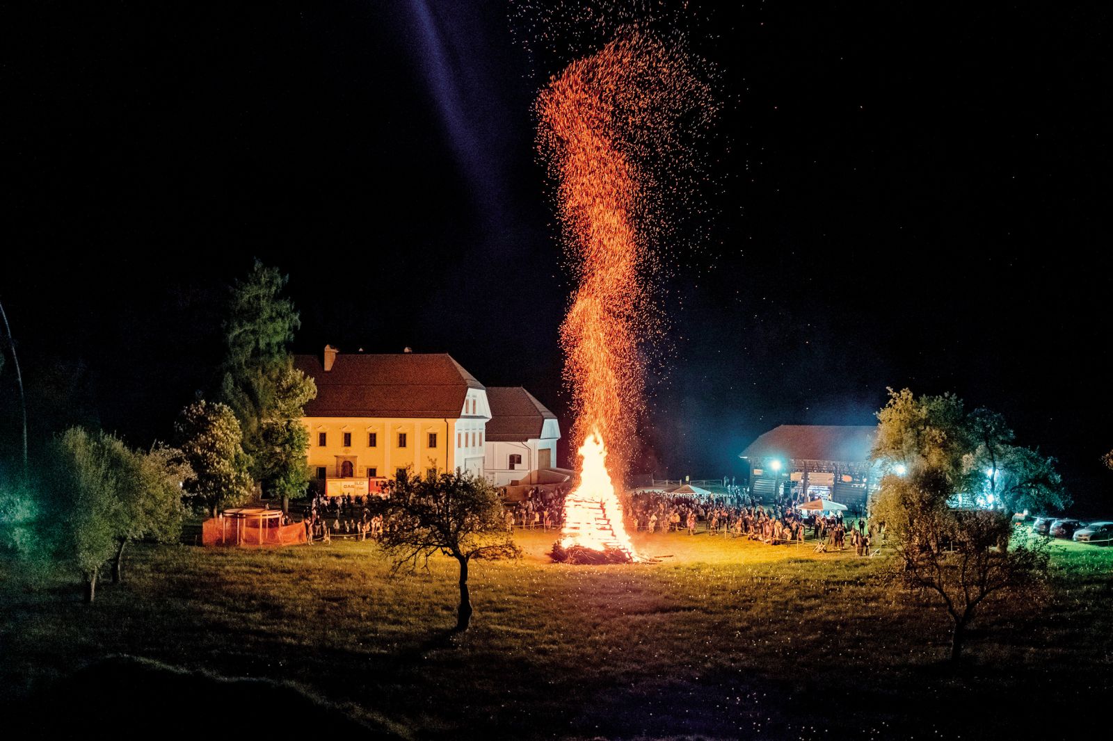Kresovanje pri dvorcu Visoko, Visoko pri Poljanah | Luka Dakskobler