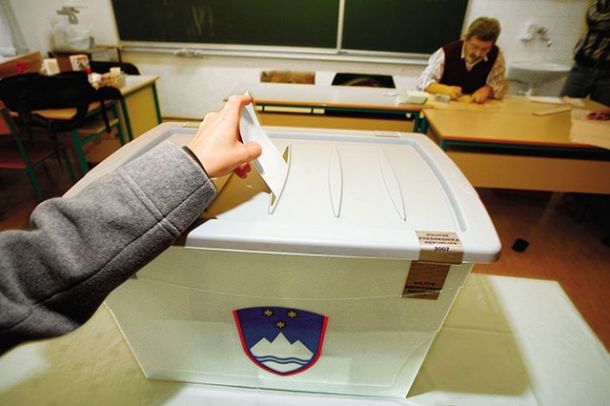»Resna demokracija takšne teme obravnava na drugačen, zrelejši in bolj odgovoren način«