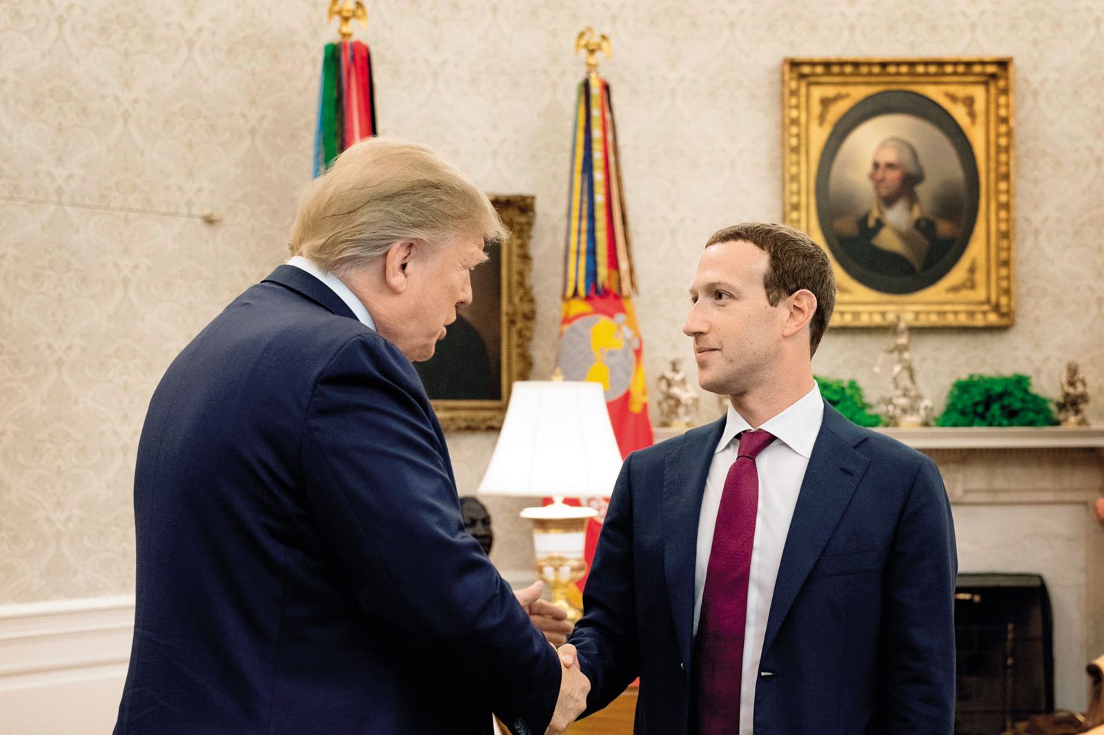 Mark Zuckerberg se je še pred začetkom drugega Trumpovega mandata odločil za sodelovanje (fotografija je iz leta 2019)