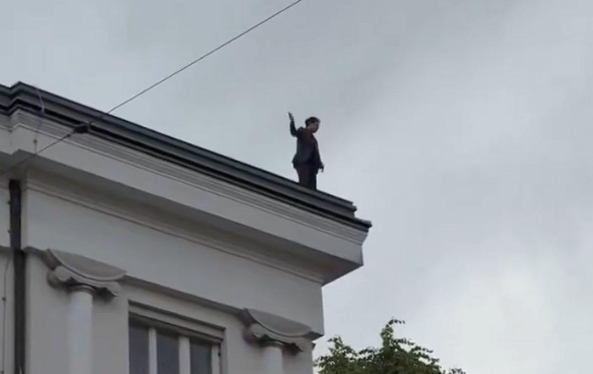 Hoivik na strehi parlamenta