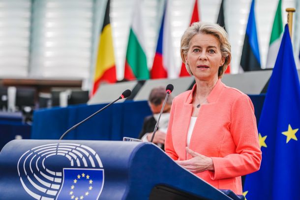 Ursula von der Leyen / »Putin si ne želi miru, zato moramo okrepiti pritisk«