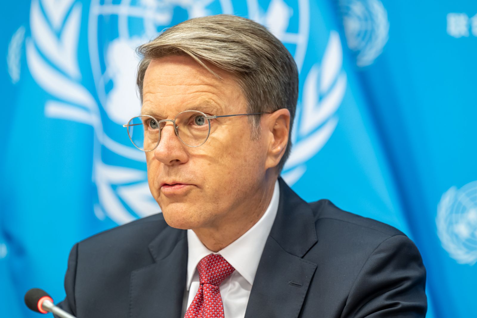 »Slovenija je zelo zaskrbljena zaradi okoljskih nesreč z izlivi nafte in nesrečami strupenega tovora«