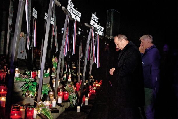 Tradicionalni spomin na žrtve komunizma na Trgu republike v Ljubljani 