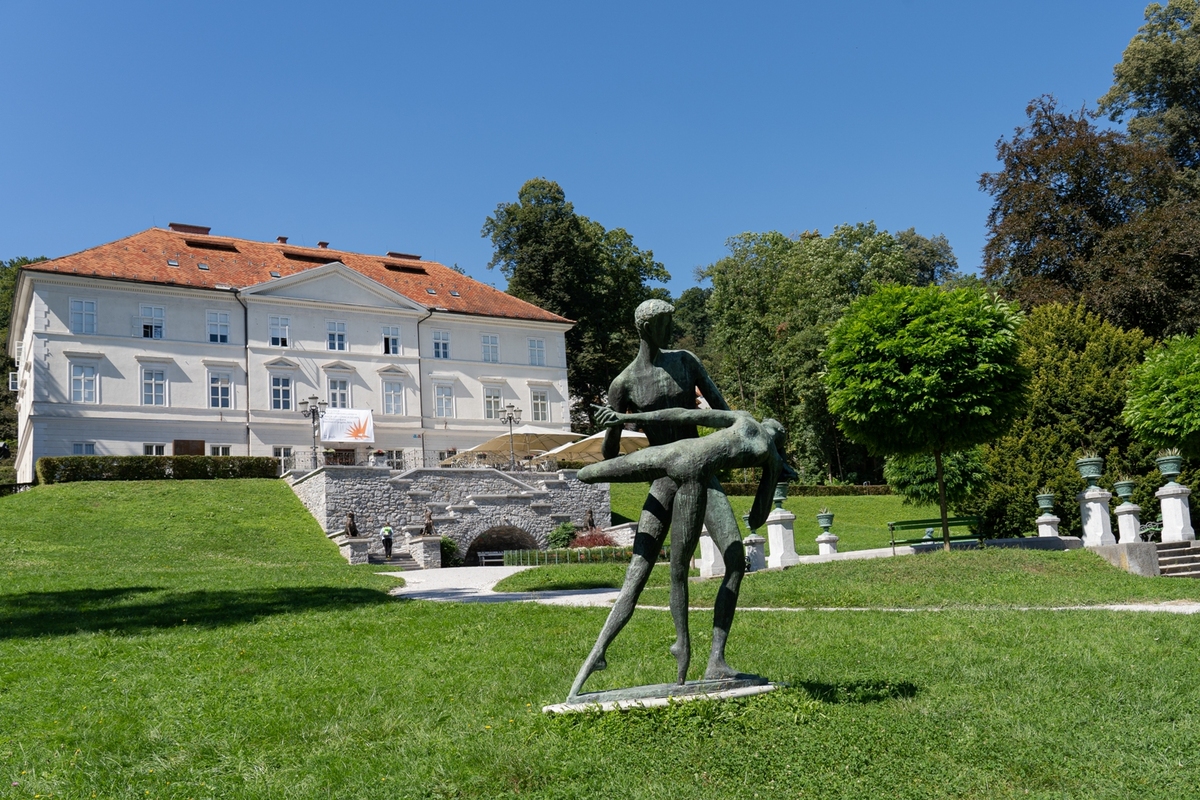 Stoletnica rojstva kiparja Stojana Batiča, ki je izdelal več kot 40 znamenitih javnih kipov