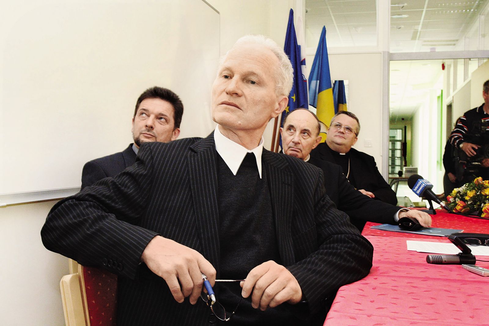 Mirko Krašovec v časih, ko je bila mariborska nadškofija uspešno finančno podjetje