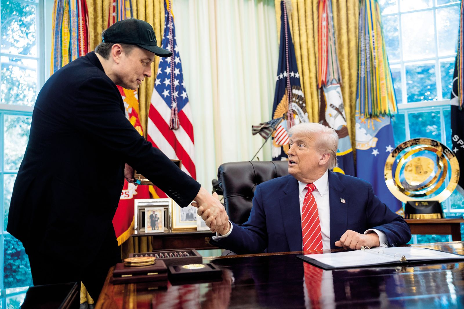 Ljubezen med Donaldom Trumpom in Elonom Muskom je bila velika, a ni trajala dolgo