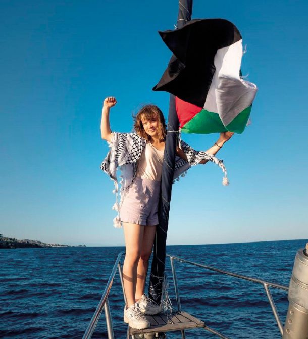 Greta na jadrnici Madleen