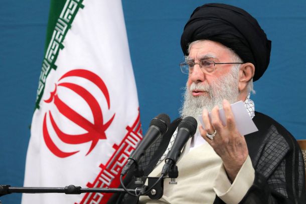 »Iranski režim bo zdaj pospešeno in še bolj tajno nadaljeval razvoj jedrskega orožja«