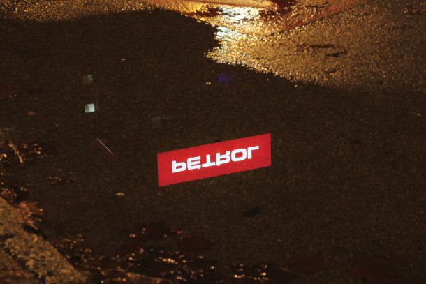 Največji zaslužkarji v Sloveniji / Lani je imel največ prihodkov Petrol