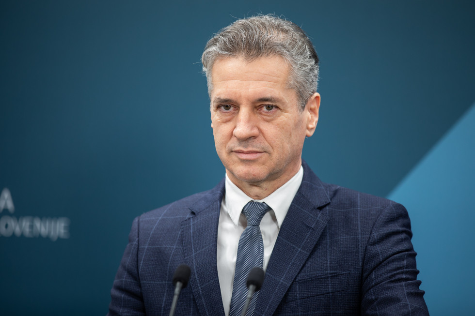 Golob /  »Kar se dogaja v Gazi, je zločin, in zločinci bodo morali za to odgovarjati«