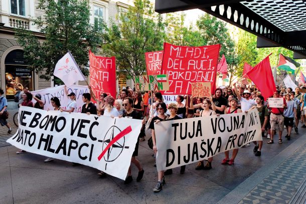 Protest proti oboroževanju, militarizaciji in zvezi Nato v Ljubljani 