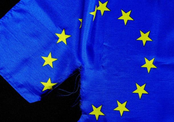 »EU zaradi dvojnih standardov pospešeno izgublja svojo mehko moč«