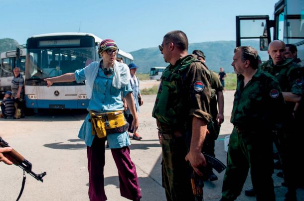 Jasmila Žbanić med snemanjem filma Quo vadis, Aida?