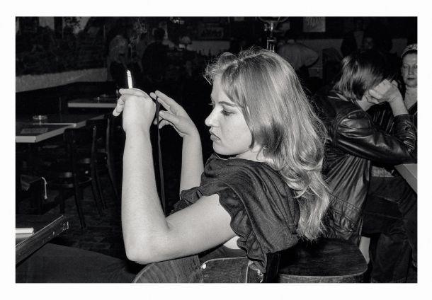 Analogna fotografija iz devetdesetih let je ujela spontani trenutek iz nekdanjega Jazz kluba Satchmo.
