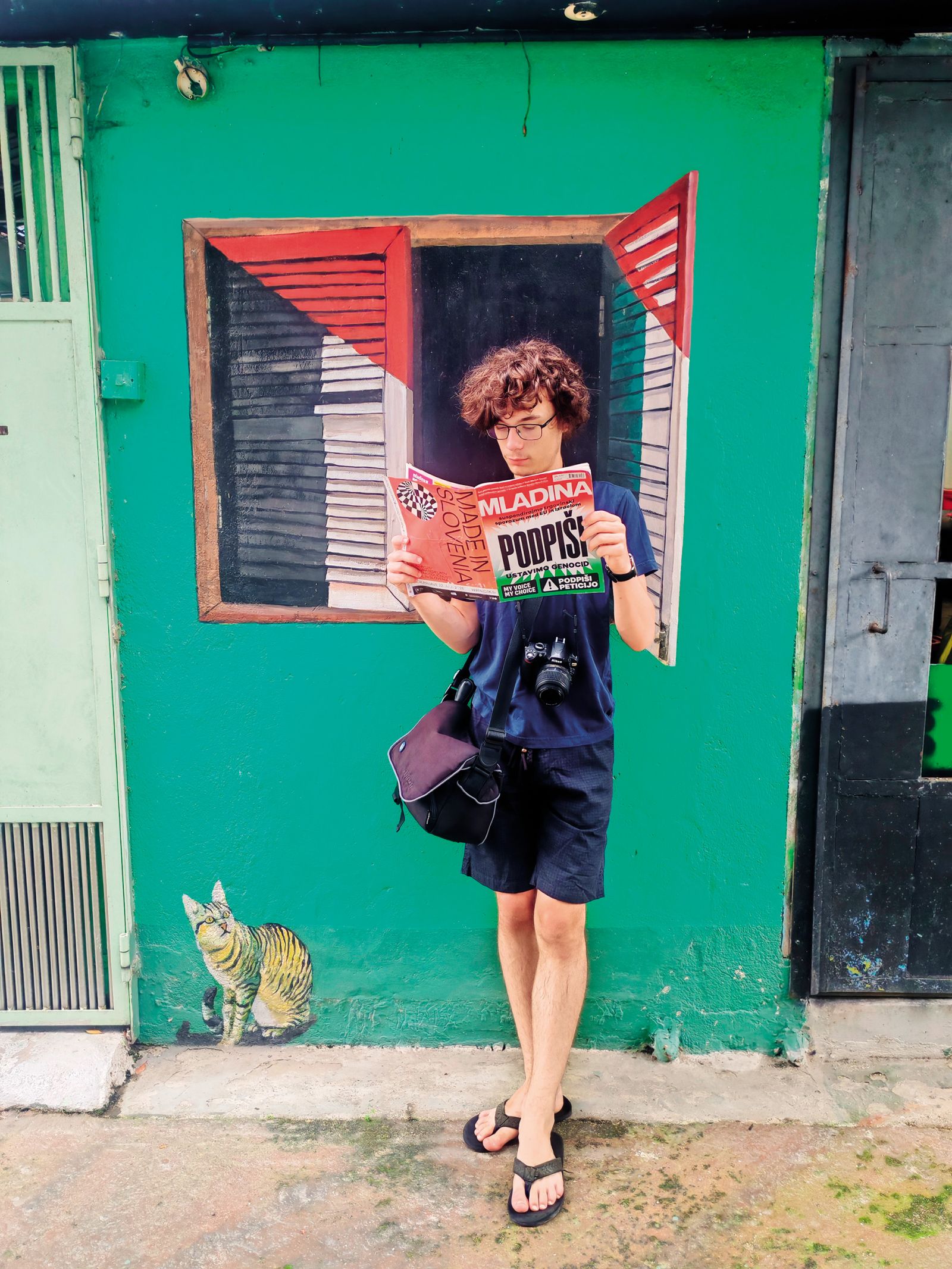 Julij Dominik Mrak in street art v Kota Bharu, Malezija | Marjanca Lapajne