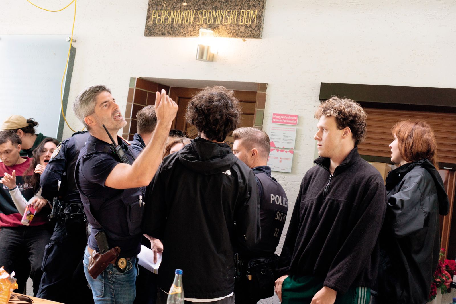 Racija avstrijske policije na taboru mladih zamejskih Slovencev 