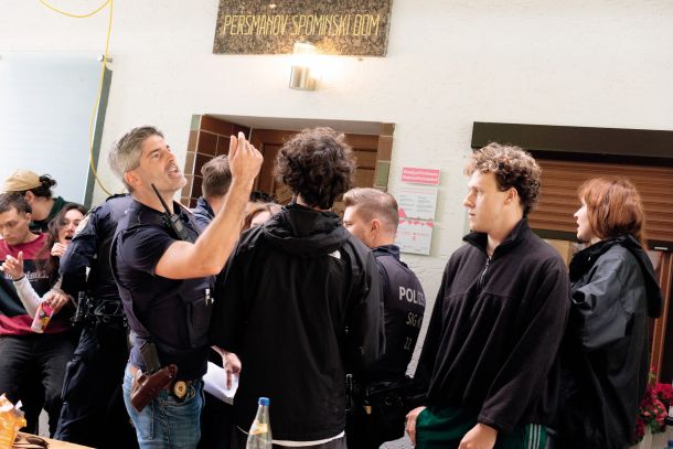 Racija avstrijske policije na taboru mladih zamejskih Slovencev 