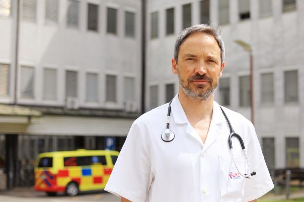 Dr. Frtanjo Husam Naji, predstojnik mariborske kardiologije in pisatelj