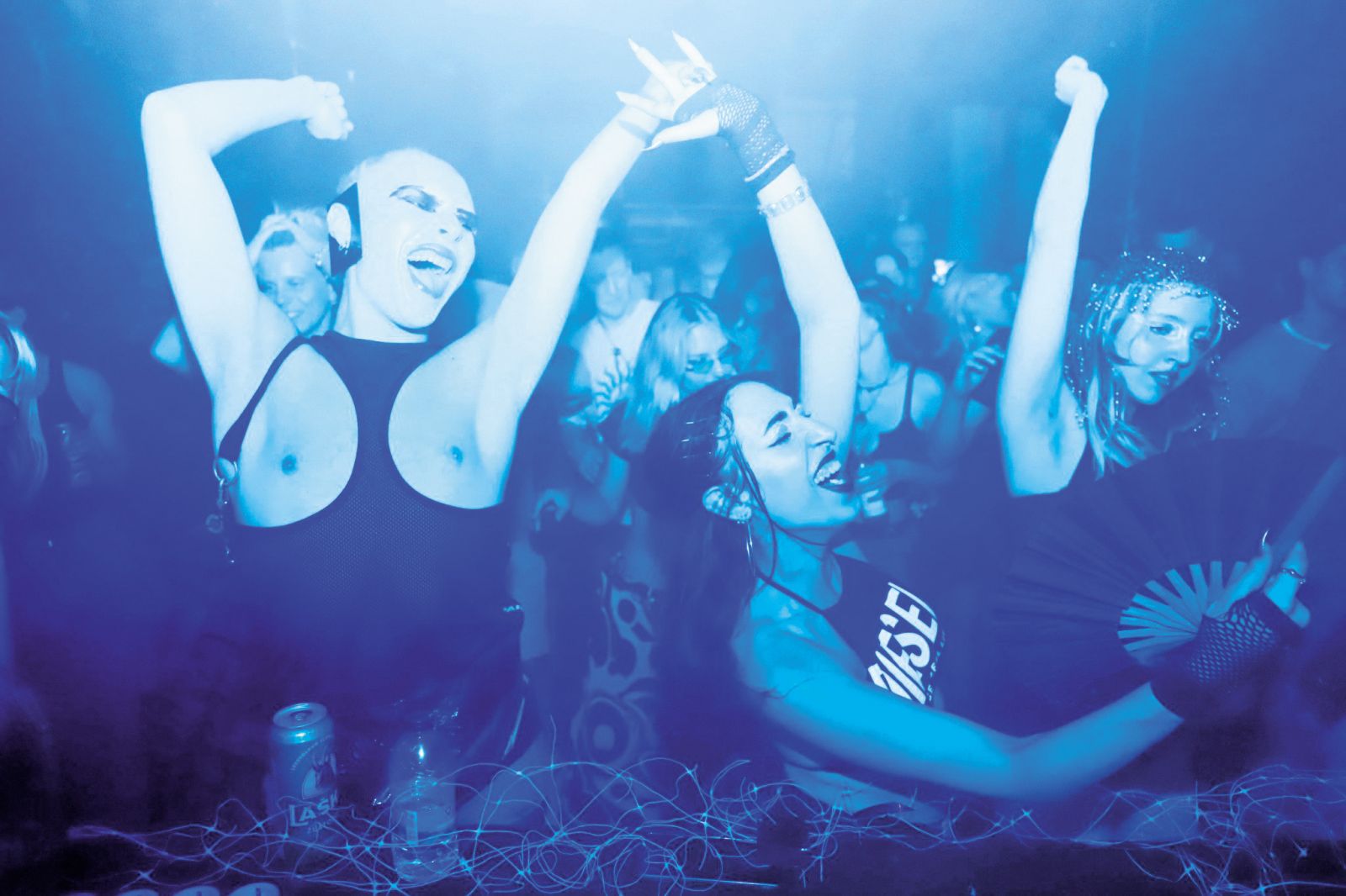 Glasbeni del programa festivala se zavestno postavlja proti zahodnocentričnim glasbenim tokovom in industrijskim filtrom, ki določajo, kaj bo slišano.