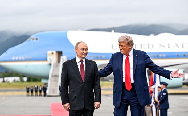 Trump /  »Ukrajina ne bo dobila nazaj izgubljenega ozemlja«