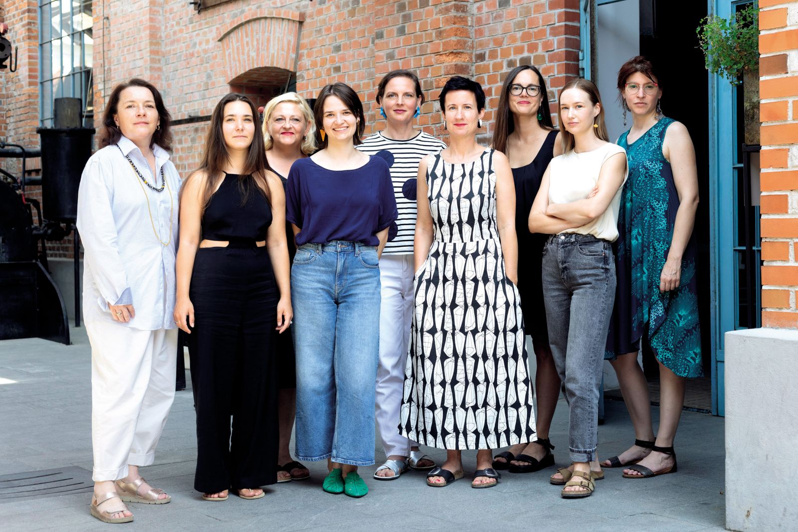 Ekipa festivala Mladi levi: oblikovalka Tanja Radež in stalna posadka zavoda Bunker – Ajda Koloini, Mojca Jug, Klara Drnovšek Solina, Alma R. Selimović, Maja Vižin, Tamara Bračič Vidmar, Anja Vrhovšek in Špela Kopitar.