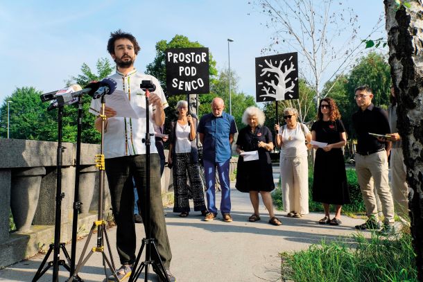 Boj za drevesa je tudi boj za ljudi in za znosnejše okolje. (Na fotografiji tiskovna konferenca ob predstavitvi Javnega poziva za zaščito dreves v naseljih v času ekstremne vročine)