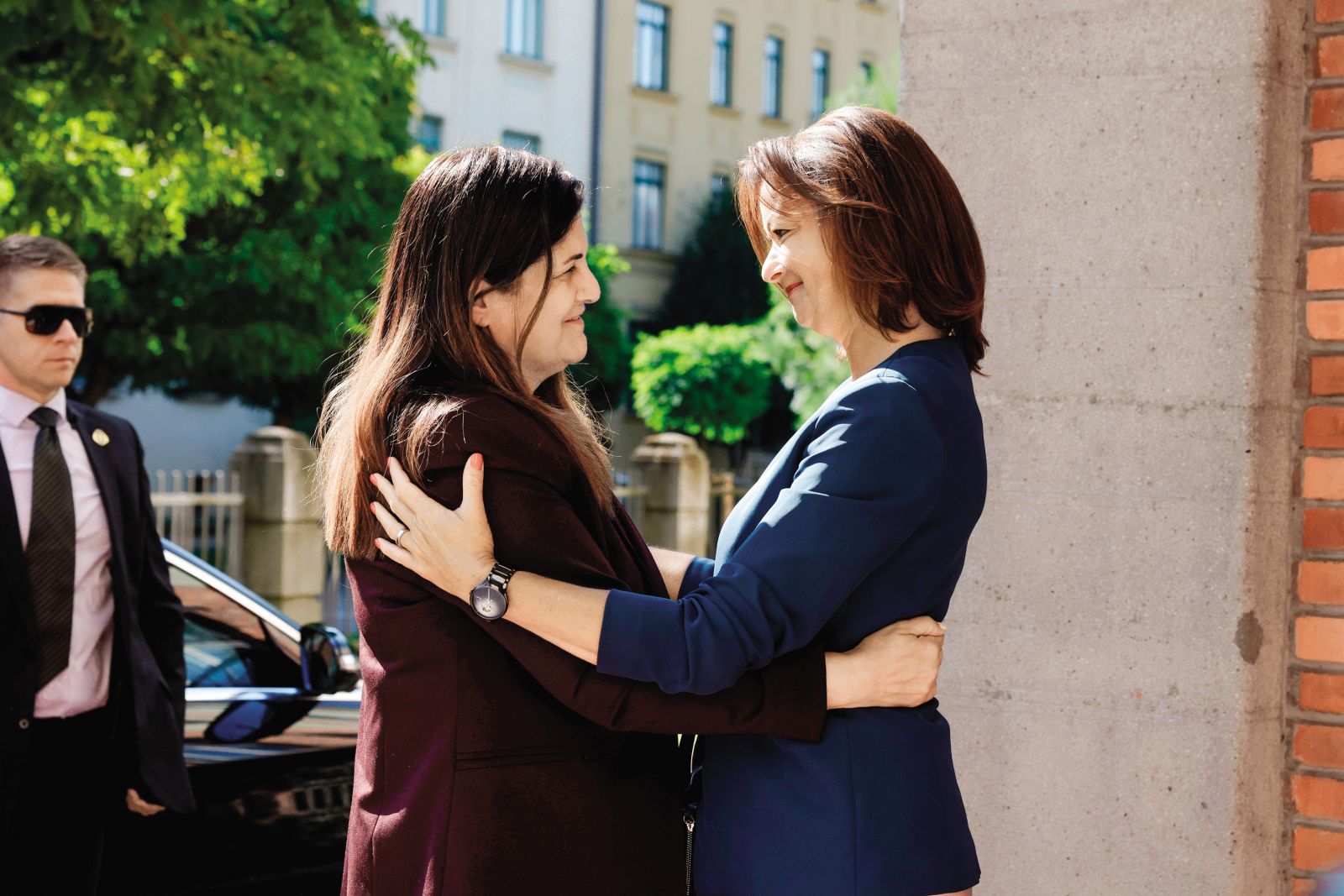 Palestinska ministrica za zunanje zadeve in izseljence Varsen Agabekjan Šahin in Tanja Fajon | Luka Dakskobler