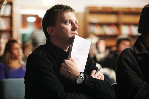 Dr. Samo Uhan, ki na Fakulteti za družbene vede poučuje sociološke teme,