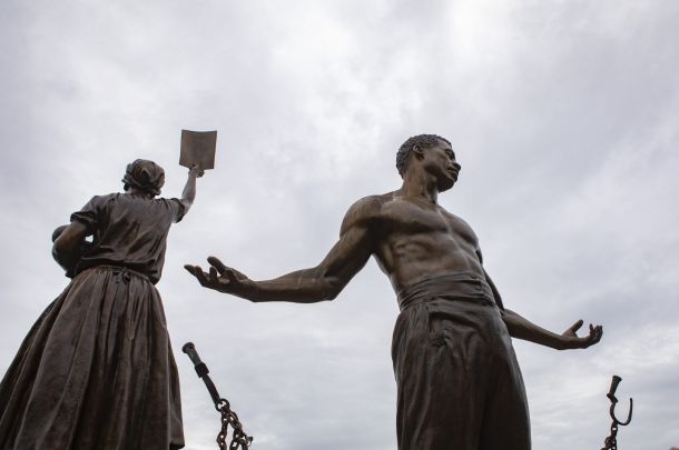 Ameriška vlada briše zgodovino suženjstva