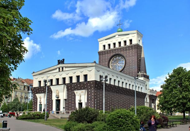 Cerkev Srca Jezusovega, Praga