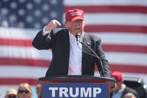 Donald Trump in njegov zloglasni slogan